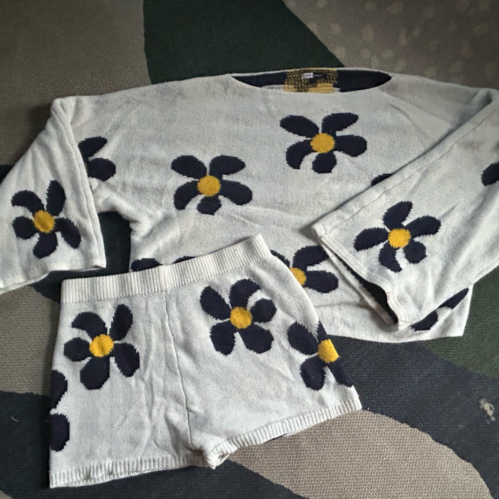 Matching Floral Sweater and Short Set